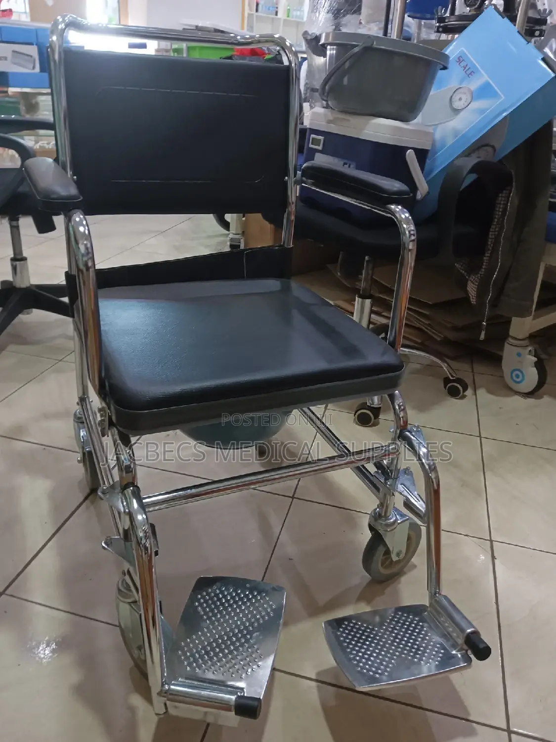 Comfortable Wheelchair With Pot