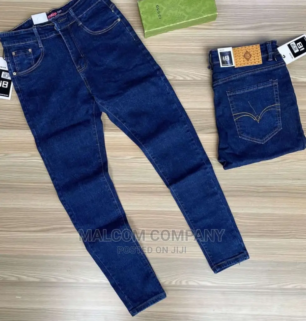 Men Jeans Fitting