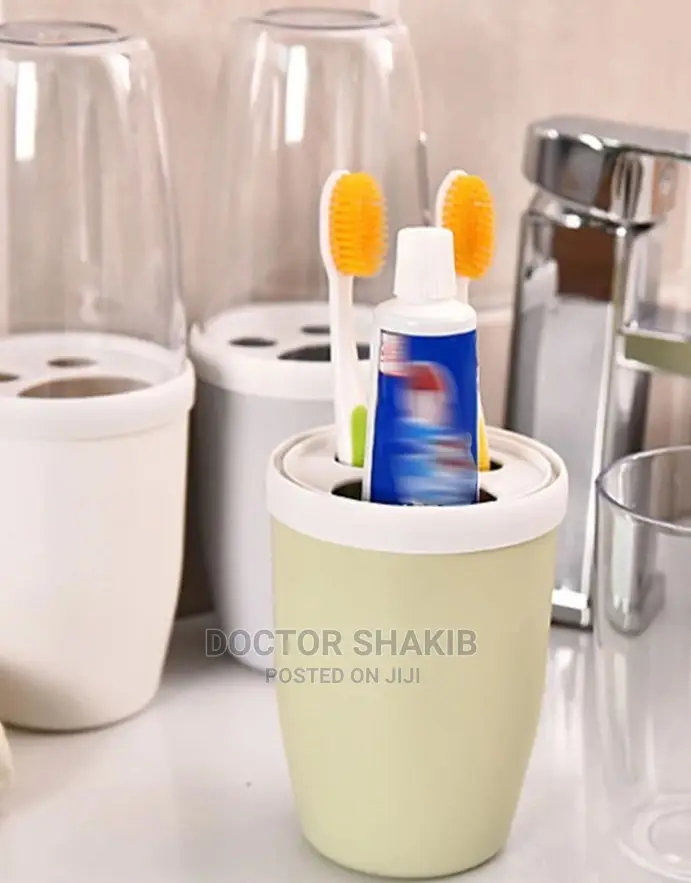 Random Color Toothbrush Box
