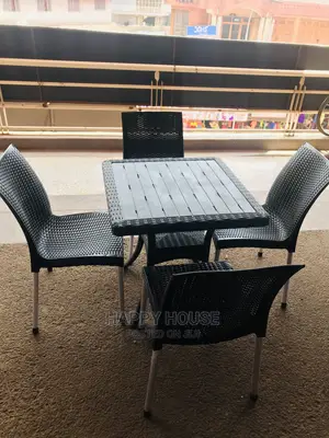 Plastic Dining Set