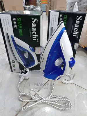 Saachi Steam Iron