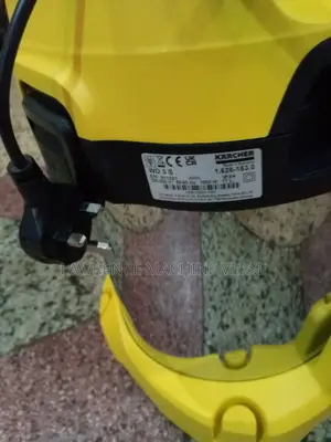 Karcher Vacuum Cleaner 17L