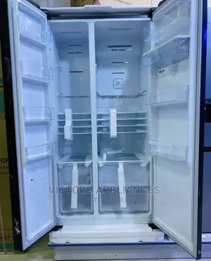 Hisense 670L Side by Side Refrigerator, Black Mirror Finish