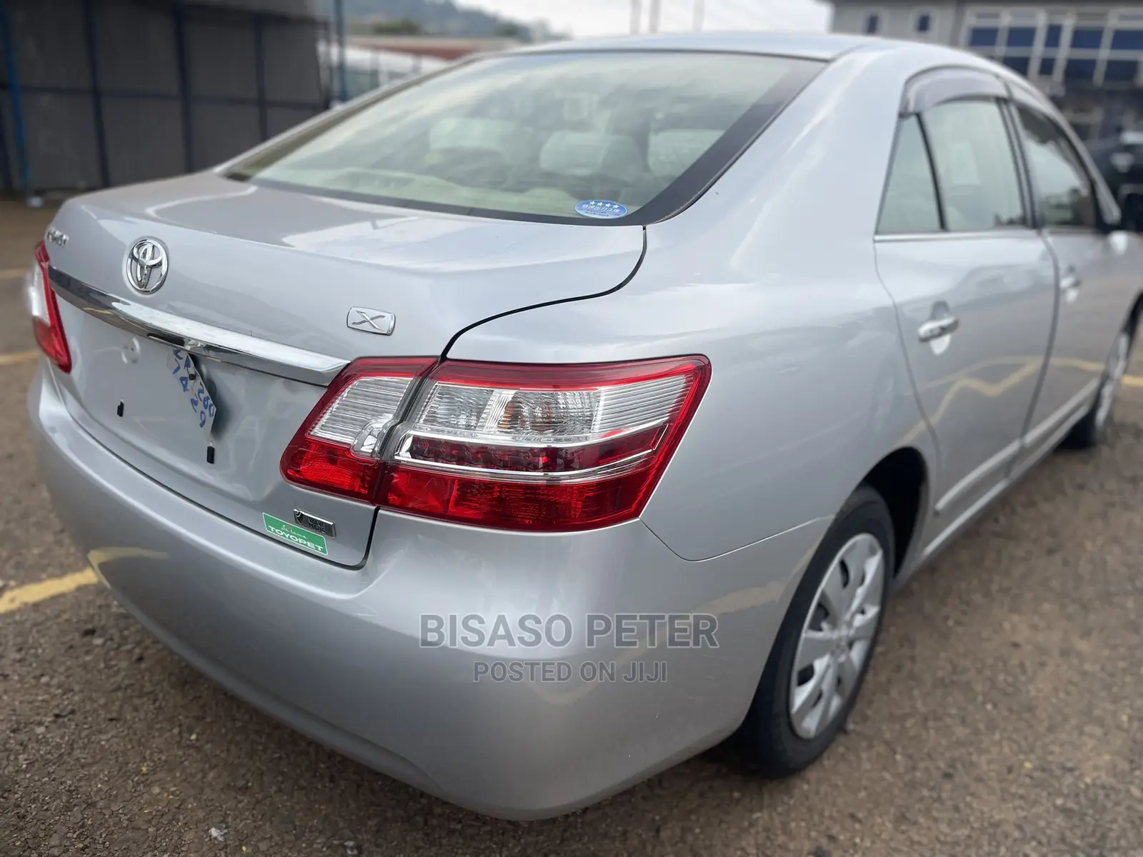 Toyota Premio 1.8 AWD 2014 Silver