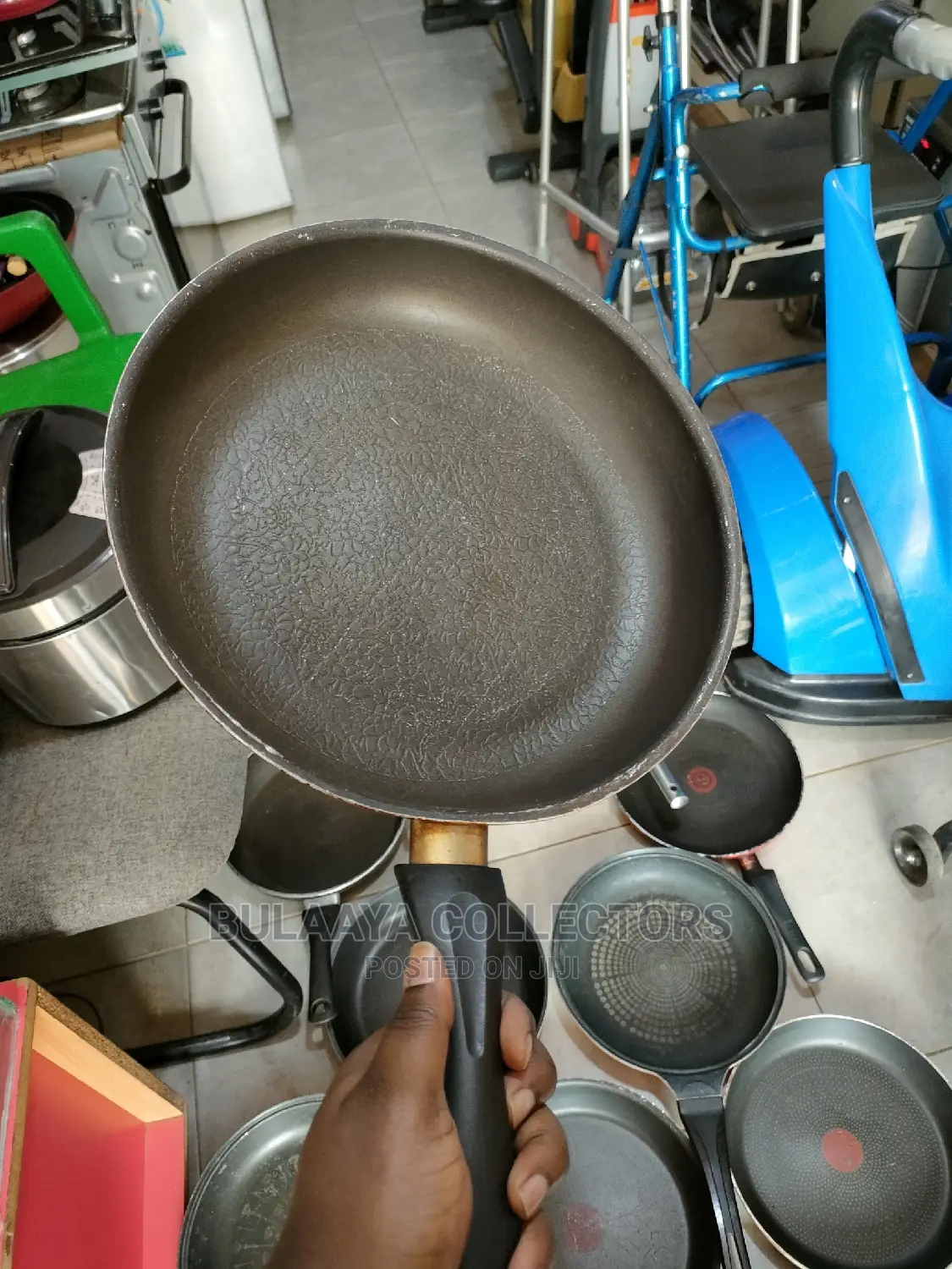 UK Used Non-Sticky Frying Pans
