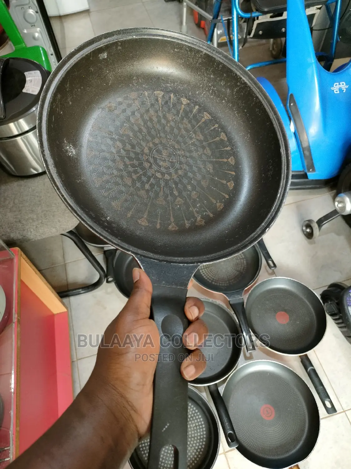 UK Used Non-Sticky Frying Pans
