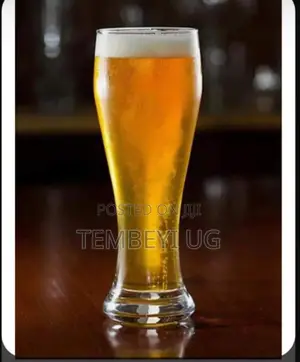 A Dozen of Bar Beer Glasses