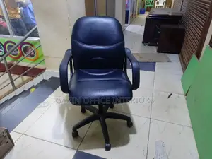 Black Short Back Chair