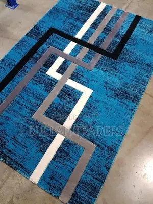 Center Carpets