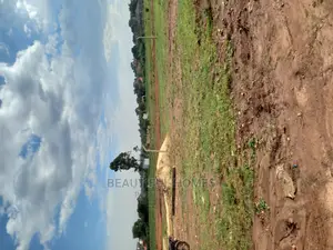 Titled Plots in Kira on Sell