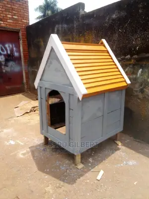 Jh Dog House