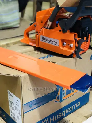 Husqvarna Chainsaw