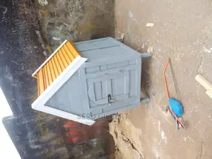 Lito Dog House