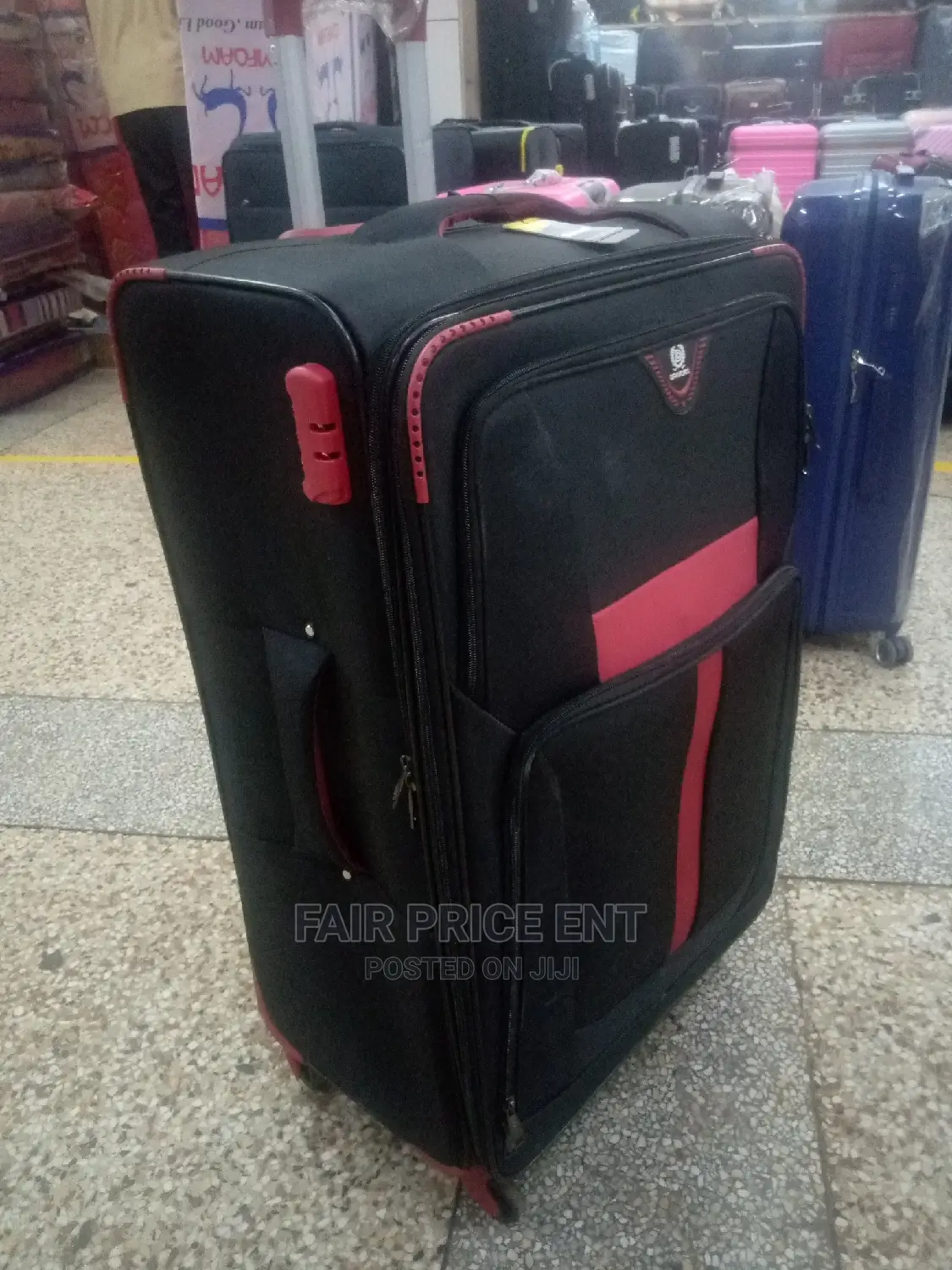 Vip Executive Cloth Suitcase.Large( Black and Red)