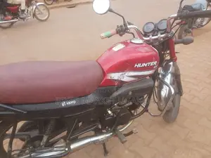 Hero Hunter 125 2020 Red