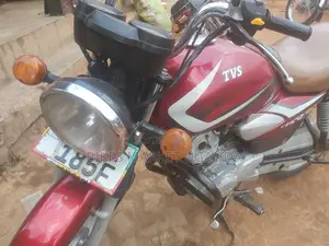 TVS HLX 125 2020 Red