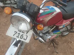 Bajaj Boxer 100 2018 Red
