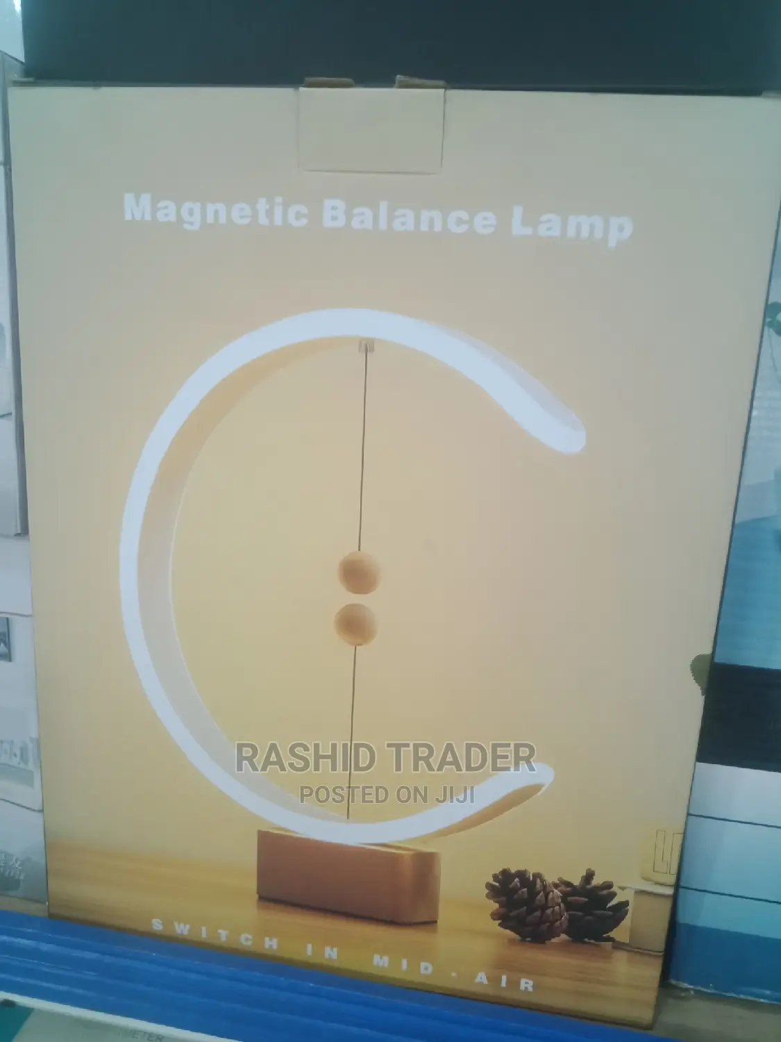Magnetic Balance Lamp