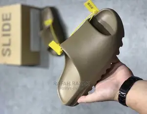 Original Classic Adidas Yeezy Slide Push In’S
