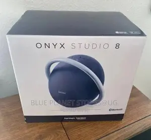 HARMAN KARDON Onyx Studio 8 \\ 50w \\ Portable Speaker.
