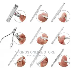 19pc Manicure and Pedicure Set- Multicolor