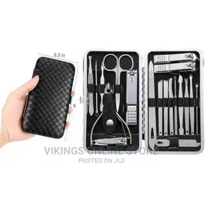 19pc Manicure and Pedicure Set- Multicolor