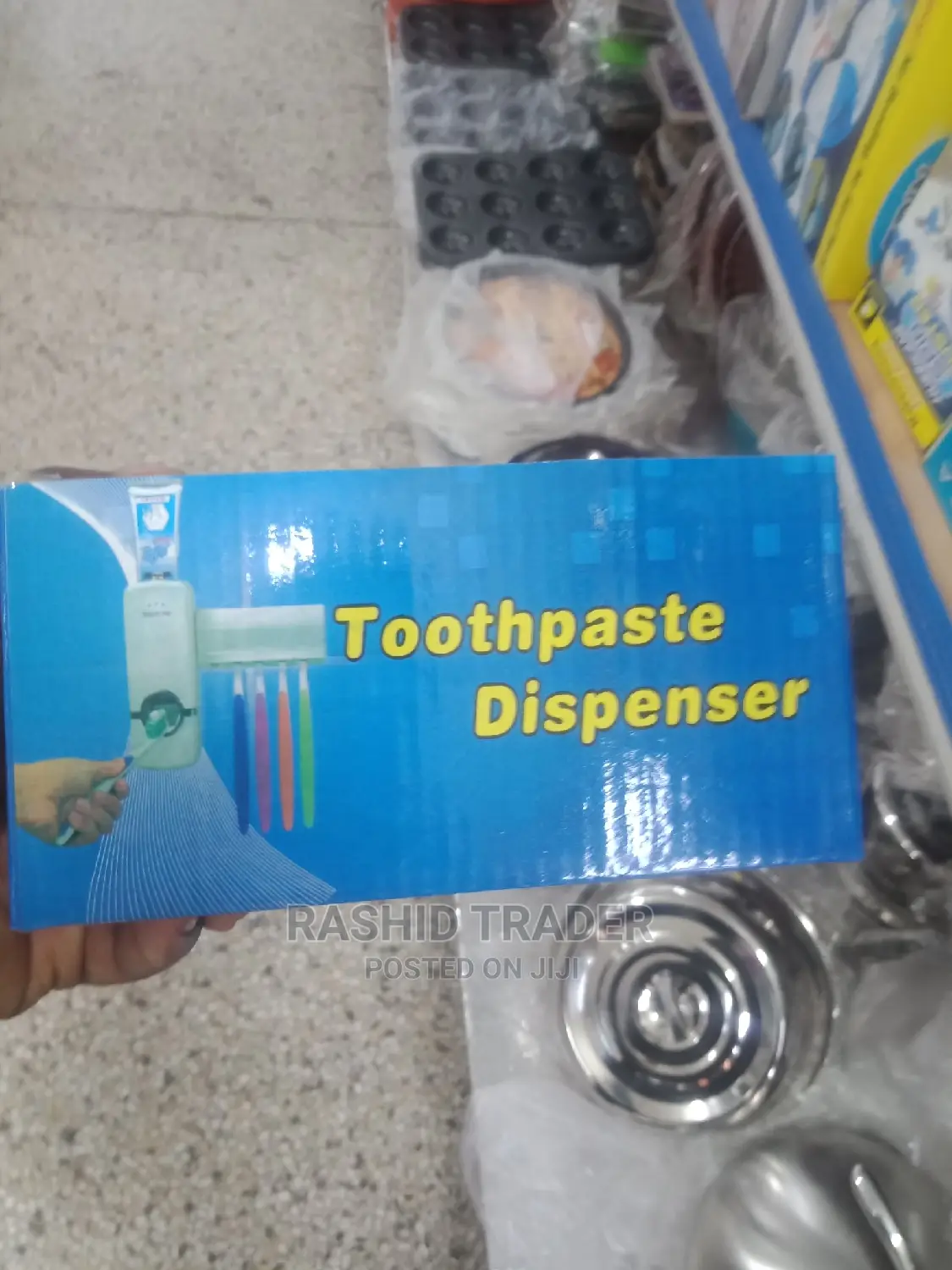 Tooth Paste Dispenser