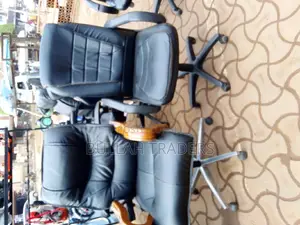 Office Chairs of Pure Leather