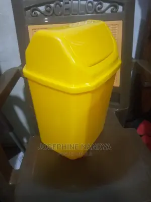 Swing 10 Litre Dustbin, Yellow
