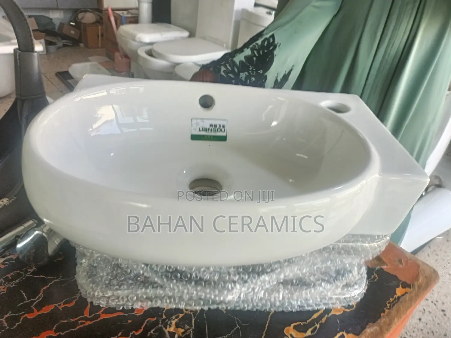 Portable Corner Hand Wash Basin With Stand.