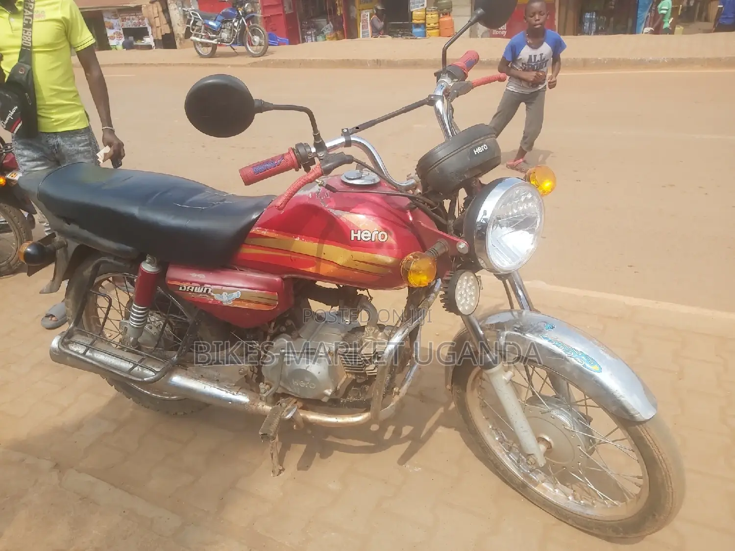 Hero Dawn 100 2017 Red