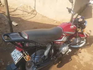 TVS HLX 125 2022 Red
