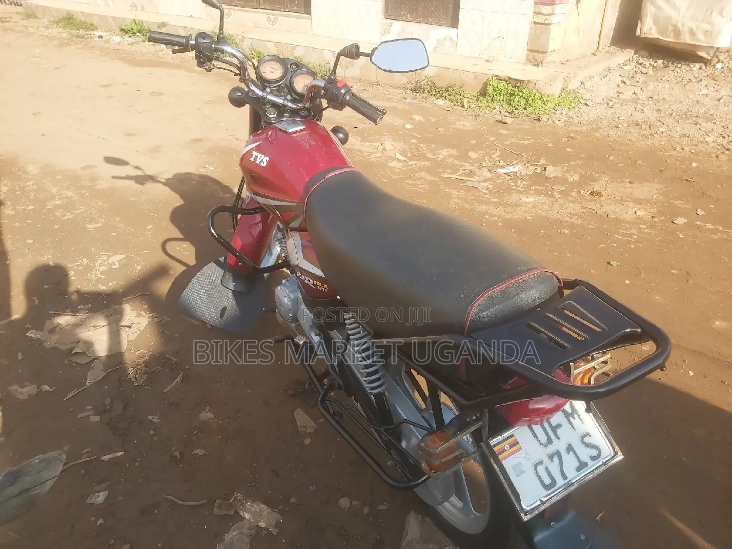 TVS HLX 125 2022 Red