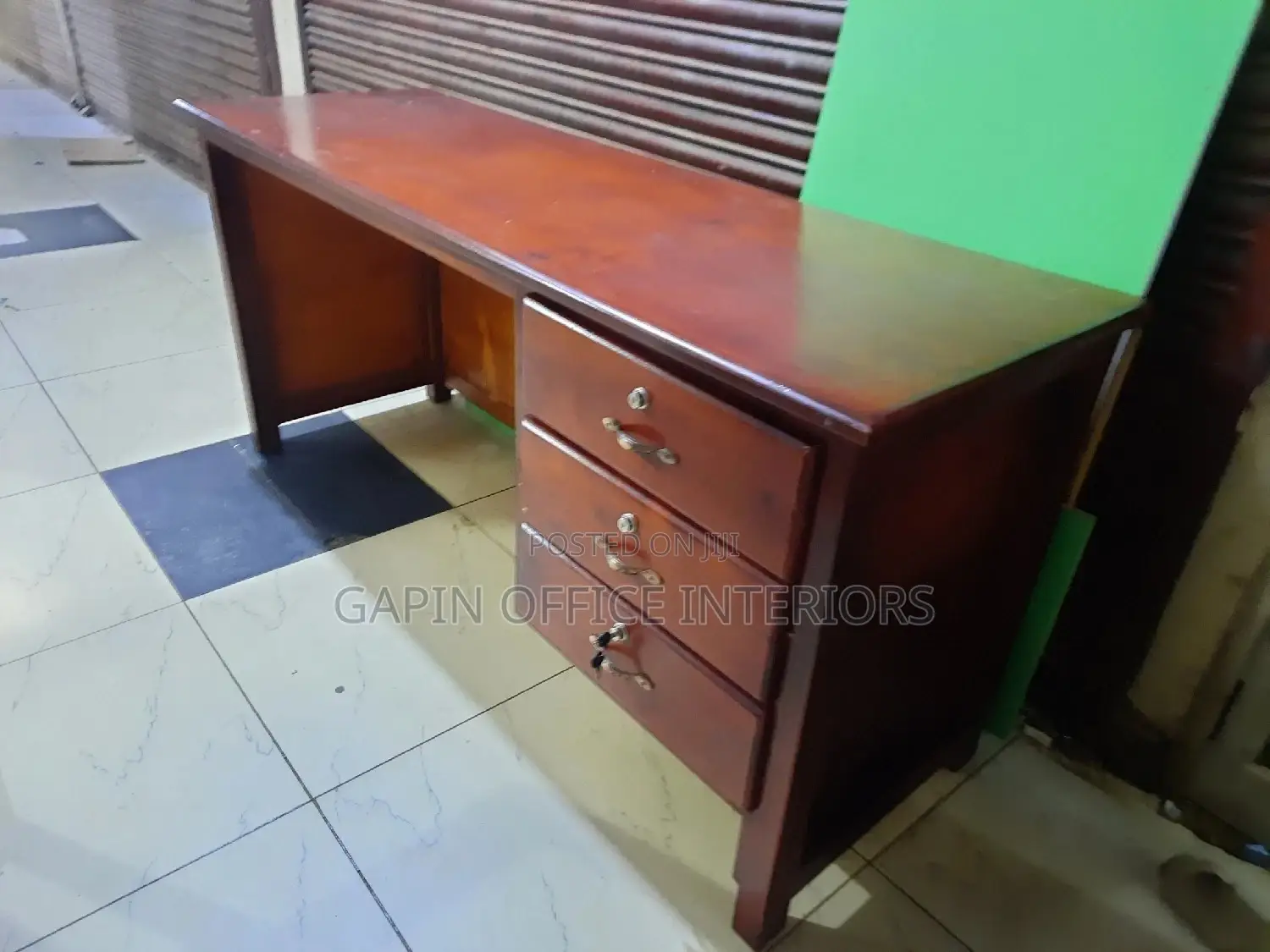 Office Table// Office Desk, Used Size 180cm
