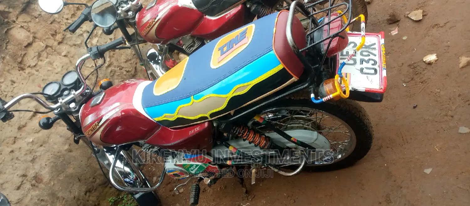 Bajaj Boxer 100 2018 Red