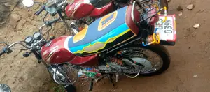 Bajaj Boxer 100 2018 Red