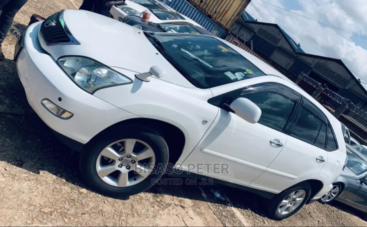 Toyota Harrier 2.4 2010 White