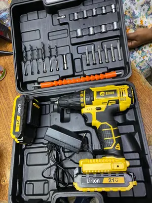 21v Rechargeable Drill With Bits