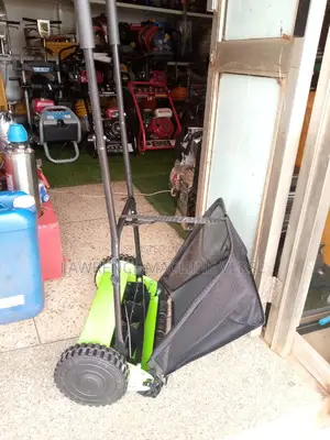 Manual Lawn Mower