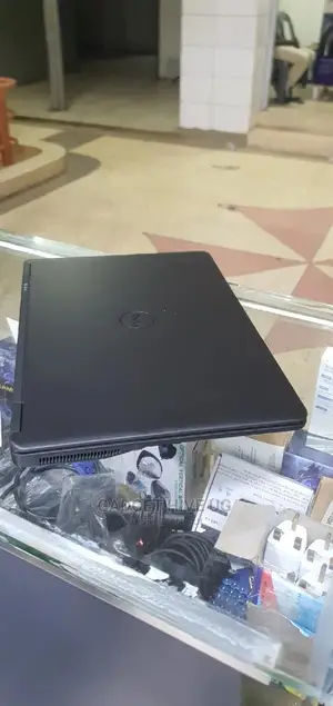 Laptop Dell Latitude E7450 8GB Intel Core I7 SSD 256GB