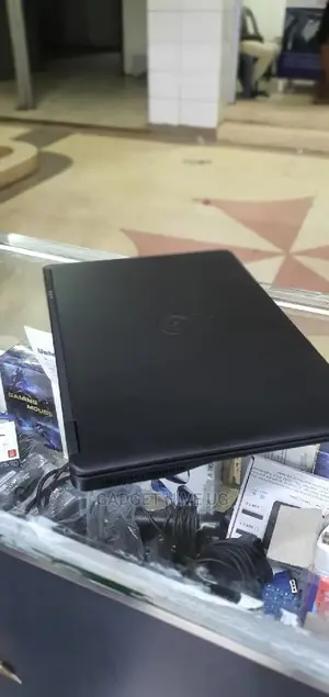 Laptop Dell Latitude E7450 8GB Intel Core I7 SSD 256GB