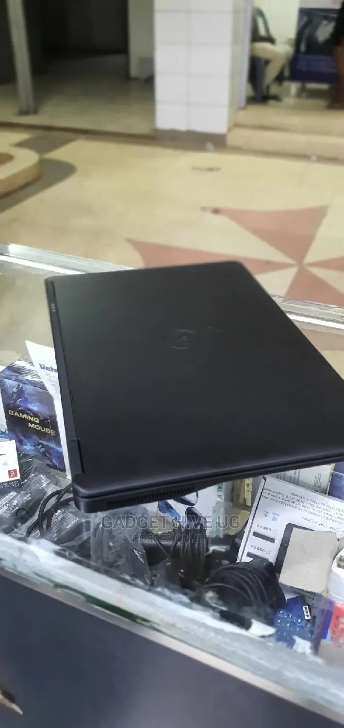 Laptop Dell Latitude E7450 8GB Intel Core I7 SSD 256GB