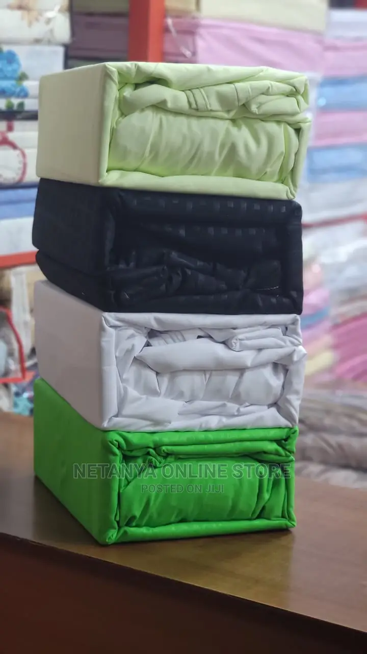 Fitted Bedsheets With 2 Pillowcases