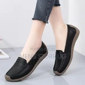 Classic Ladies Moccasins