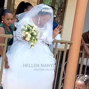 Maids Dresses, Wedding Gown Available for Hiring