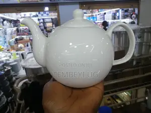 Porcelain White Tea Pot 3 Cups