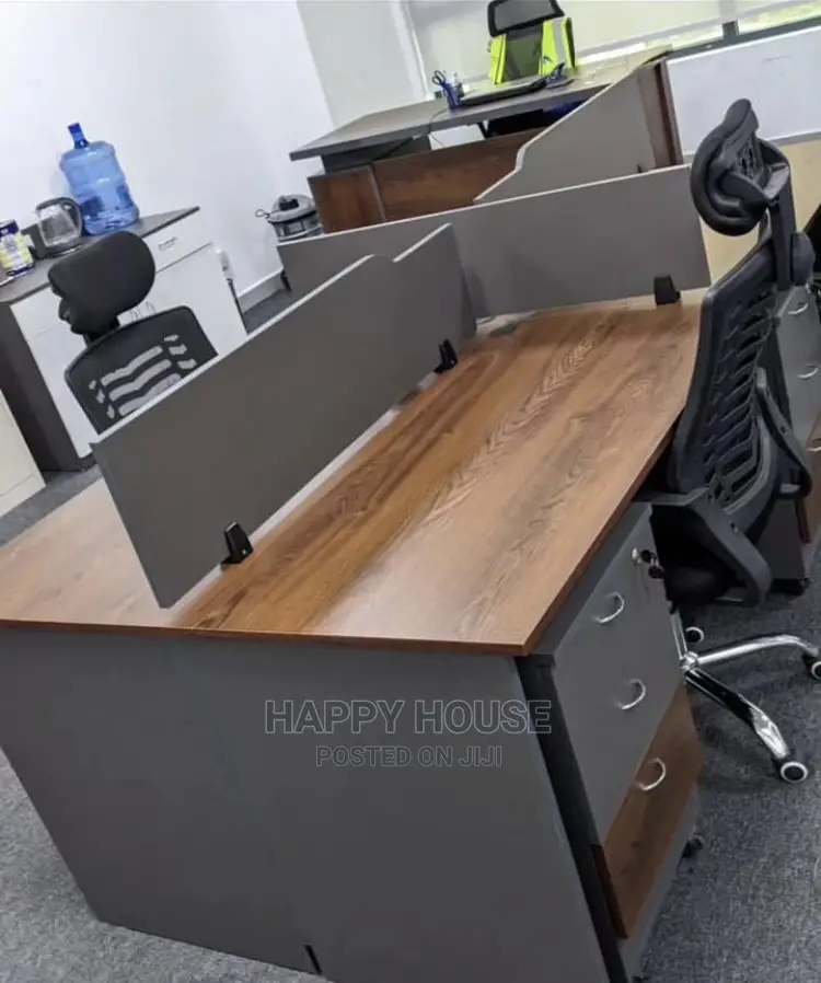 Office Work Station (With Chairs)
