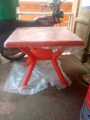 Umbrella Square Table, Nice,