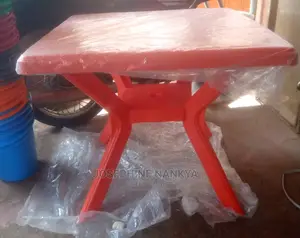Plastic Dinning Table, Red
