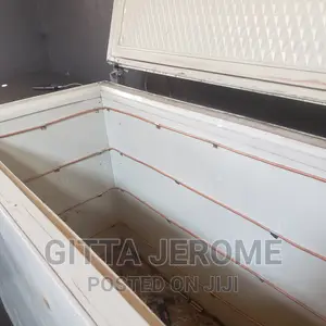 Fridge Repair Man 06